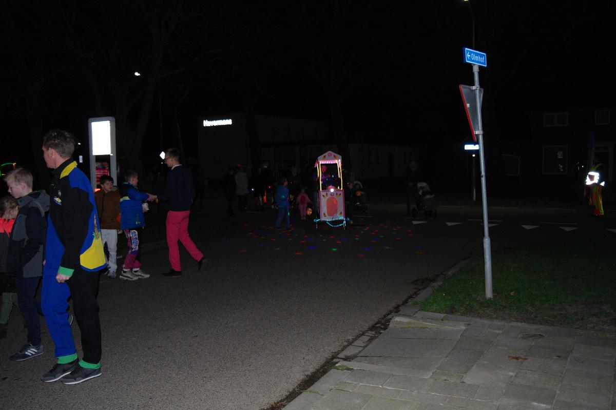 Lichtjesoptocht  Os Kee 2019 (11)